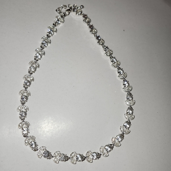 Source Unknown Jewelry - Rhinestone Necklace GORGEOUS!